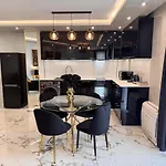 Luxury With Parking Just Steps From The In The Heart Of Burgas! Burgas