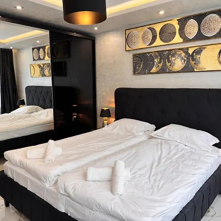 Luxury With Parking Just Steps From The In The Heart Of Burgas! Burgasz