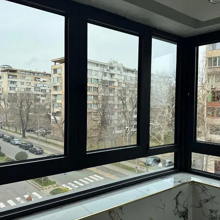 Luxury With Parking Just Steps From The In The Heart Of Burgas! Burgas City