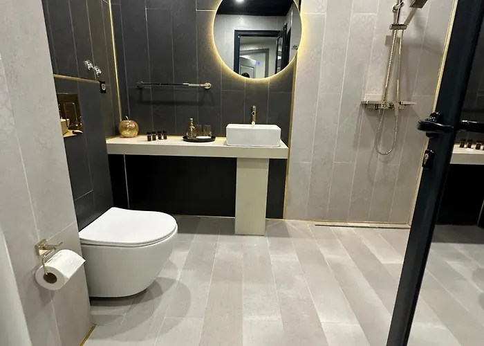 Appartement Luxury With Parking Just Steps From The In The Heart Of Burgas!